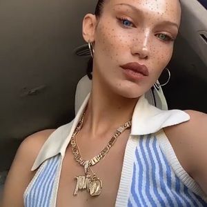 zigzag psychedelic graphic print